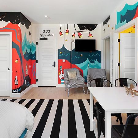 The Acoma House Aparthotel DEN Екстериор снимка