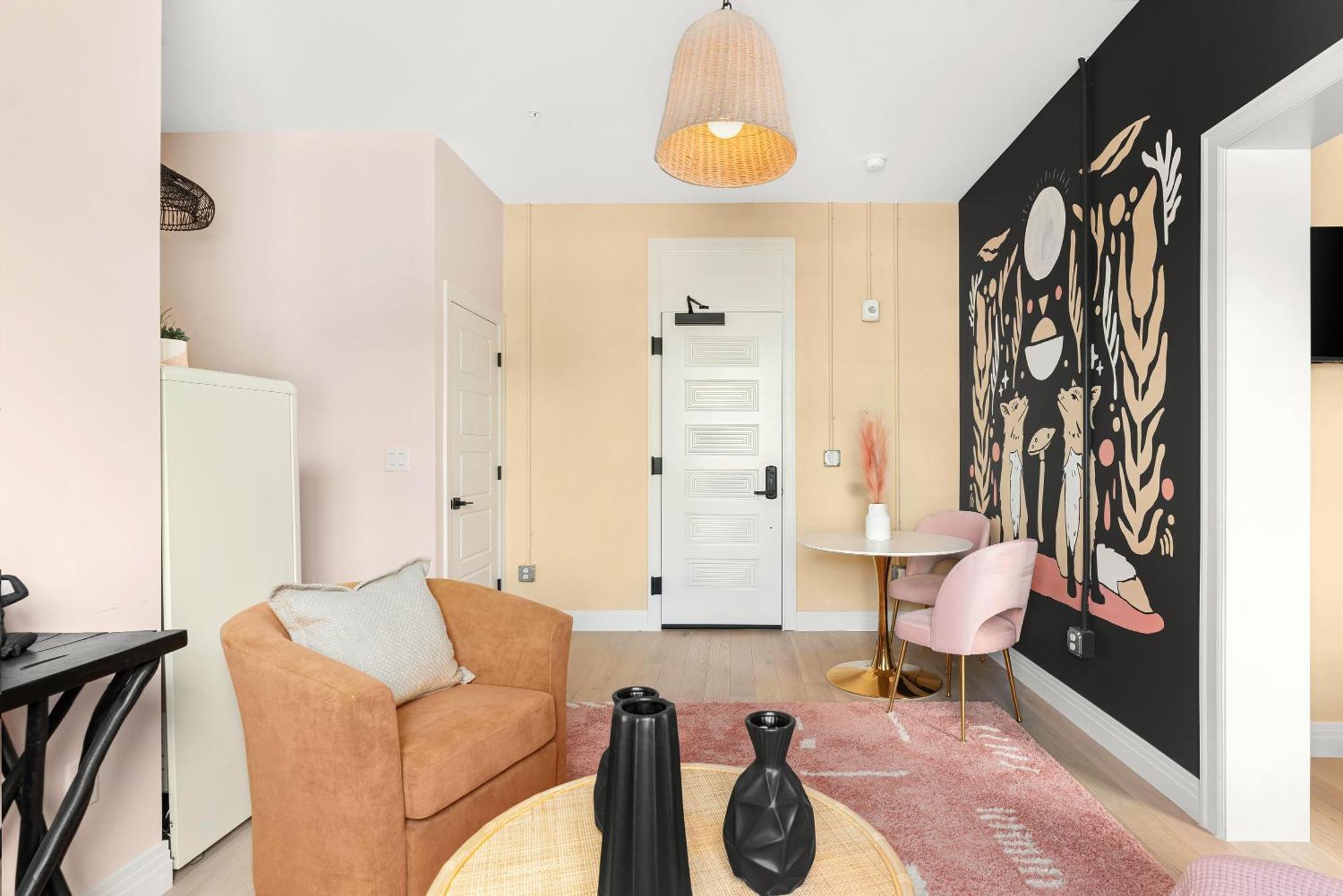 The Acoma House Aparthotel DEN Екстериор снимка